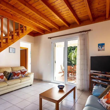 Villa Olivia Villa *